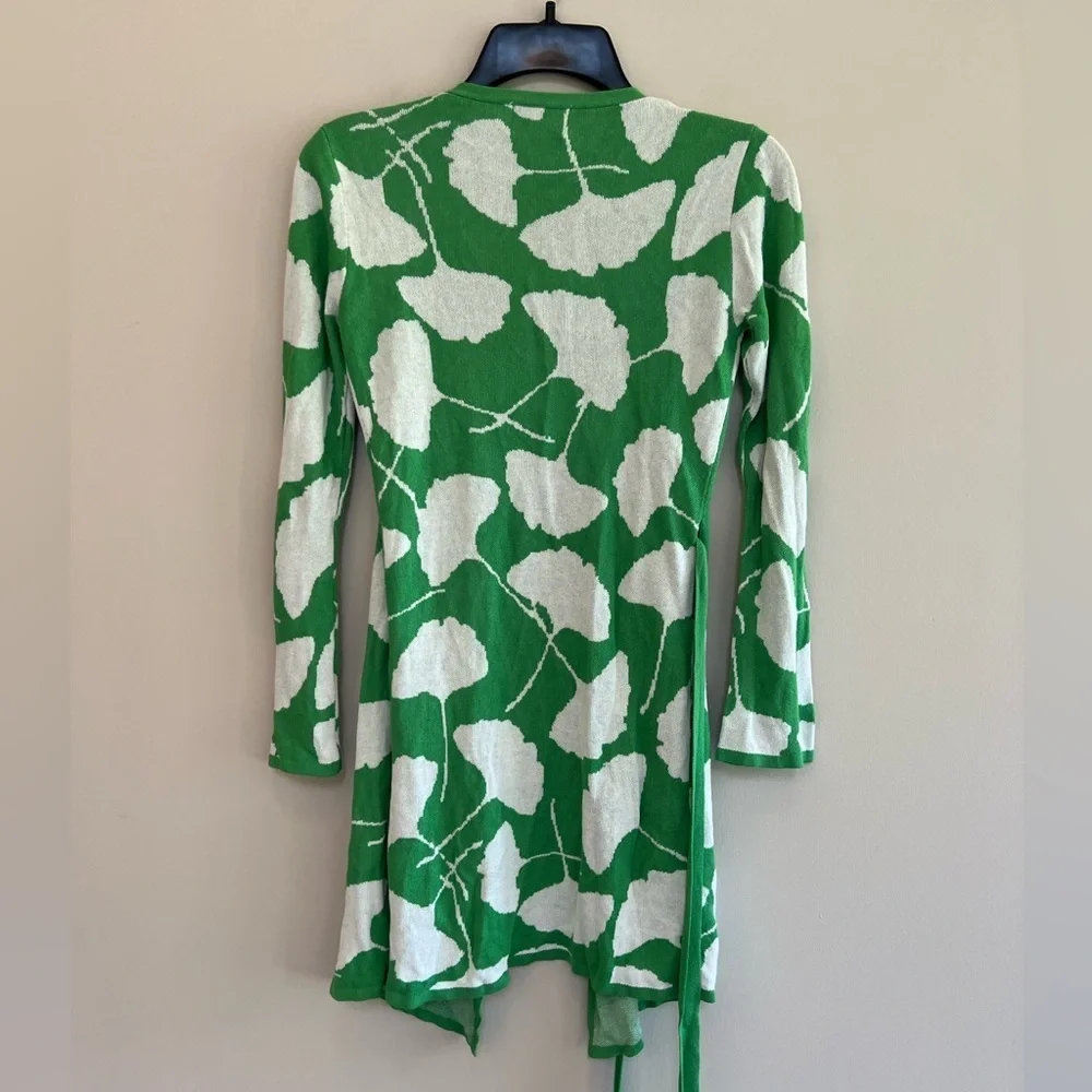Diane von Furstenburg x Target V-Neck Ginkgo Green Sweater Wrap Top Dress, XXS